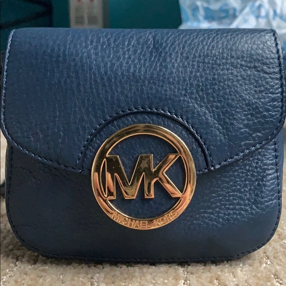 Michael Kors Fulton Crossbody Bag (Blue) - Picture 2 of 8